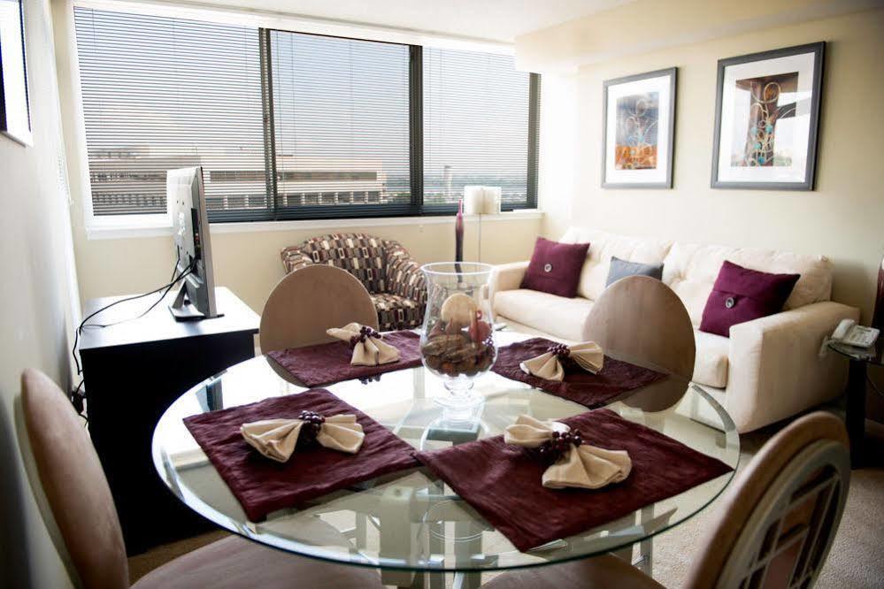 Crystal Quarters Furnished Apartments At The Gramercy Arlington Exteriör bild